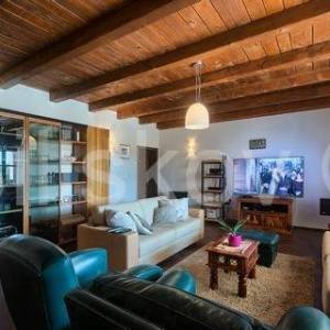 Prodaja, Jurišići, samostojeća vila površine 400m2, bazen, konoba