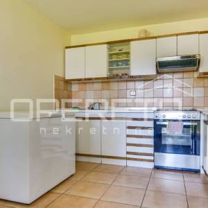 PRODAJA, KUĆA, IVANIĆ GRAD, CENTAR, Savska ulica,  SAMOSTOJEĆA, 270 m2 u mirnom 