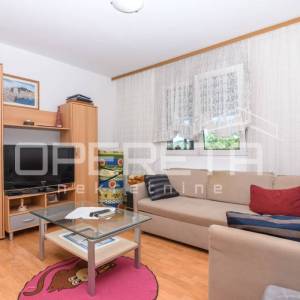 PRODAJA, KUĆA ZA ODMOR  OD 103 m2 + AUTOHTONA HRASTOVA KUĆA NA PARCELI OD 694 m2