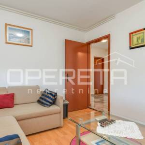 PRODAJA, KUĆA ZA ODMOR  OD 103 m2 + AUTOHTONA HRASTOVA KUĆA NA PARCELI OD 694 m2