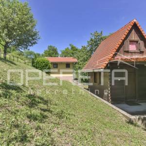 PRODAJA, KUĆA ZA ODMOR  OD 103 m2 + AUTOHTONA HRASTOVA KUĆA NA PARCELI OD 694 m2