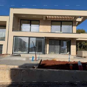 Prodaja modernih vila u predivnom stambenom naselju, Umag