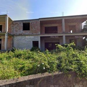 Prodaja nedovršenog poslovnog objekta – Krnica, 744 m²