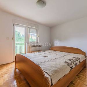 Prodaja, Maksimir, Oboj, prekrasan trosoban stan 72m2 s balkonima
