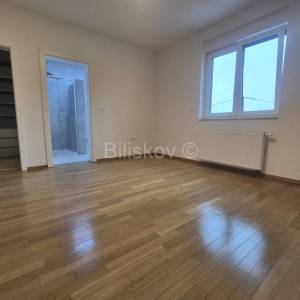 Prodaja, Šestine, urbana obiteljska vila 400m2, okućnica 1300m2