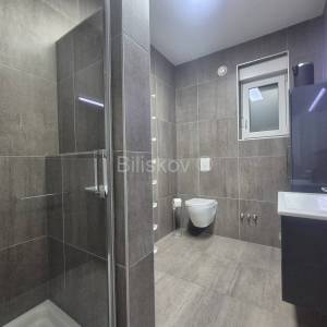 Prodaja, Šestine, urbana obiteljska vila 400m2, okućnica 1300m2