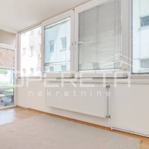 PRODAJA, STAN, SESVETE, centar, 3-soban kao nov,  92m2