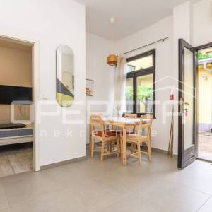 PRODAJA, STAN/DVORIŠNA KUĆA, ZAGREB, DONJI GRAD/CENTAR, 44 m2