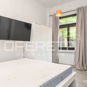 PRODAJA, STAN/DVORIŠNA KUĆA, DONJI GRAD/CENTAR, 44 m2
