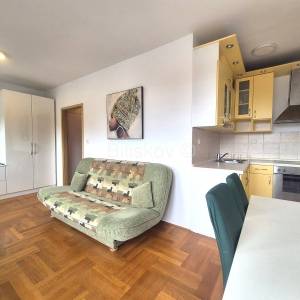Prodaja, Trešnjevka, Jarun, garsonijera 28 m2 na 3 katu bez lifta