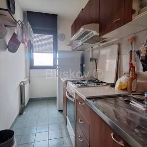 Prodaja, Trnje, dvosoban stan površine 45m2 na 5 katu zgrade, lift
