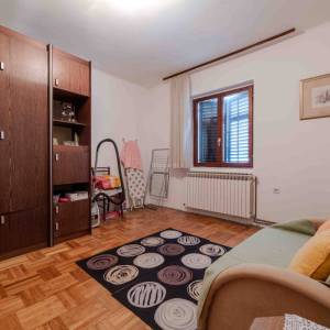 Prodaja, Zagreb, Trešnjevka, dvoetažna kuća 144m2