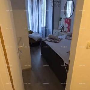 Prodaje se stan 83 m² – Pula, centar