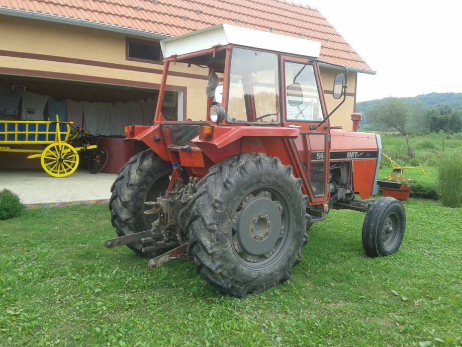 Prodajem traktor imt 560 1989 godina u dobrom stanju zvati 0997819389
