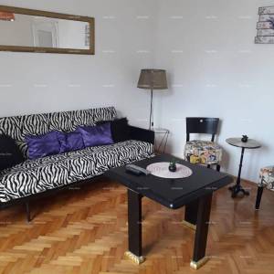 PULA!  Prodaja stana – 80 m², odlična lokacija. Preradovićeva ulica , neposredna blizina  fakulteta.