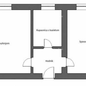 Pula, Stoja,  renoviran stan 65,91 m² u autentičnoj austrougarskoj zgradi