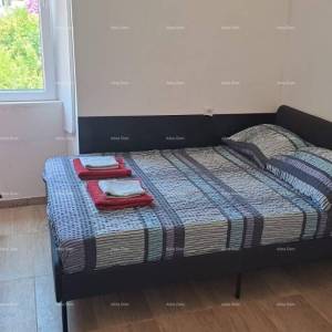 Pula, strogi centar – 90,30 m² | 4 uređena studio apartmana | Pogled na Zlatna vrata | Uhodan turistički posao
