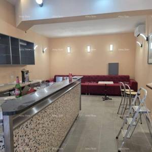 Pula – Ugostiteljski poslovni prostor 60 m², Veruda, prizemlje