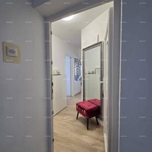 PULA, VIDIKOVAC, RENOVIRAN STAN 52 m²