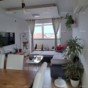 PULA, VIDIKOVAC, RENOVIRAN STAN 52 m²