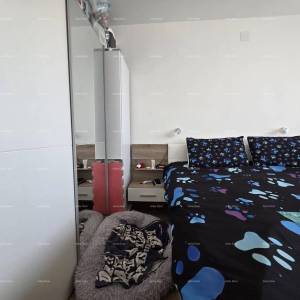 PULA, VIDIKOVAC, RENOVIRAN STAN 52 m²