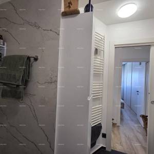 PULA, VIDIKOVAC, RENOVIRAN STAN 52 m²