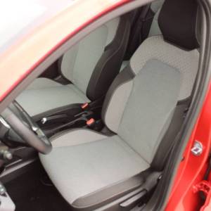 Renault Clio 1.6 E-Tech 145 Hybrid AUTOMATIK *LED, NAVIGACIJA*