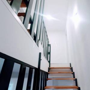 Renovirana kuća kompletno opremljena,Valtura