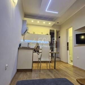 Rijeka, Brajda, adaptirana garsonijera