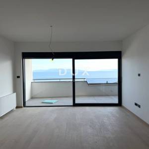 RIJEKA, KANTRIDA – stan od 96m2 u luksuznoj novogradnji samo 250 metara od mora s garažom i panoramskim pogledom na more