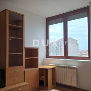 RIJEKA, NOVO KRNJEVO - Sunčan stan s pogledom na more, 2SDB,58m2
