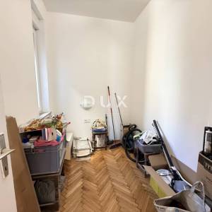 RIJEKA, POTOK - potpuno uređeni 4SKL s garažom i 3 balkona, 2 kupaonice
