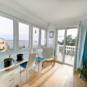 RIJEKA, PULAC - Ekskluzivna vila s bazenom!