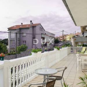 RIJEKA, PULAC - Ekskluzivna vila s bazenom!