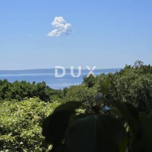 RIJEKA, SUŠAK - 3S+DB STAN, 89m2, ZA ADAPTACIJU!