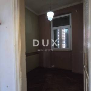 RIJEKA, SUŠAK - 3S+DB STAN, 89m2, ZA ADAPTACIJU!