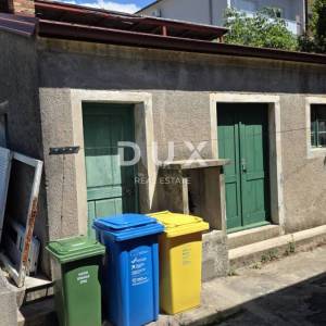 RIJEKA, SUŠAK - 3S+DB STAN, 89m2, ZA ADAPTACIJU!