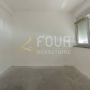 Rijeka, Zamet, 2s+db, 68.70m2, terasa - SAMO KOD NAS !