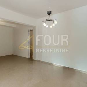 Rijeka, Zamet, 2s+db, 68.70m2, terasa - SAMO KOD NAS !