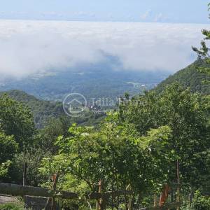 Samobor/Okić/kuća s panoramskim pogledom i 1.618 m² zemljišta/POVOLJNO!