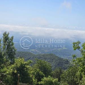 Samobor/Okić/kuća s panoramskim pogledom i 1.618 m² zemljišta/POVOLJNO!