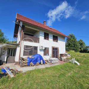 Samobor/Okić/kuća s panoramskim pogledom i 1.618 m² zemljišta/POVOLJNO!