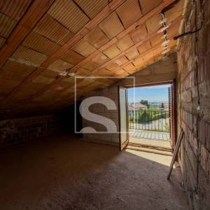 Samostojeća kuća, Galižana – maslinik, 1369 m² okućnice, potpuni mir i privatnost, 6 soba + 5 kupatila