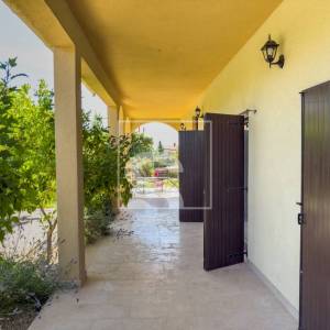 Samostojeća kuća, Galižana – maslinik, 1369 m² okućnice, potpuni mir i privatnost, 6 soba + 5 kupatila