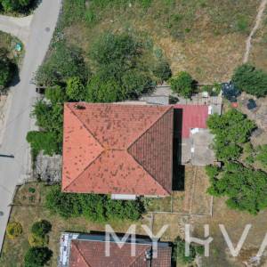 Samostojeća obiteljska kuća u Jelsi