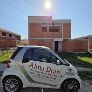 Samostojeća vila s bazenom i pogledom na more! Krnica, Peruški!