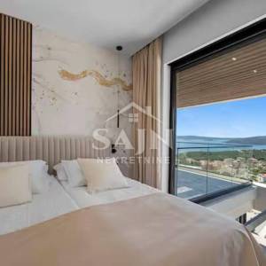 Seget-Vila s infinity bazenom i spektakularnim pogledom