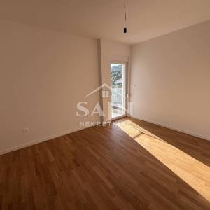 Seget Vranjica/Trosoban stan s pogledom S22