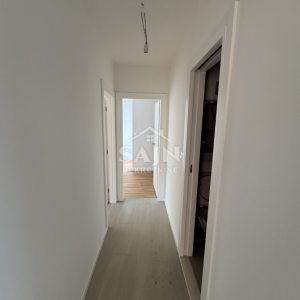 Seget Vranjica/Trosoban stan s pogledom S22
