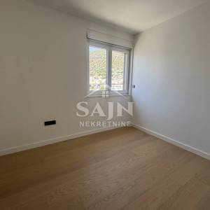 Seget/Luksuzni Penthouse 100m od plaže